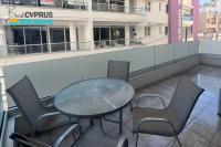 Apartment mit Balkon