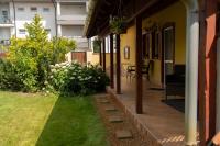 Borostyán Apartmanház - Chambres d’hôtes Mórahalom