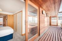 BnBNova - 2BR Penthouse with Terrace - Heart of Holborn - B&B London