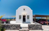 Avra Villa with Sunset View & Hot Tub in Oia - B&B Oía