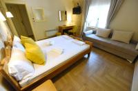 Comfort Dreibettzimmer mit Dusche