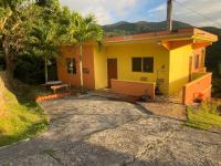 Seaview Guesthouse Apt #2 - B&B
