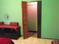 Buckingham Villa & Suites Room # 6- Garden View - B&B Buff Bay