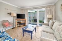 Beach Club #338 - Bed and Breakfast Saint Simons Island