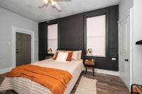 Stylish Modern Gem in the HIlls - B&B Cincinnati