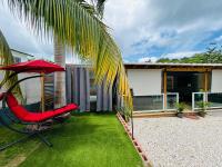 Salty Wagon Studio - 4 min from Almendros Beach - B&B Rincón