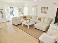 Steps to Beach & Alamitos Bay on LB Peninsula - B&B Long Beach