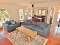 La Brisa - One Block from the Beach - Bed and Breakfast Long Beach