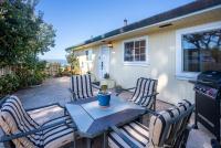 Stunning Coastal Cottage with Views of Monterey Bay - Chambres d'hôtes Watsonville