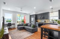 Creekside Modern - Condo for 4 - B&B New Braunfels