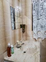 Alena's Guesthouse - B&B