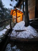 Casa Cabaña de Alquiler Turístico para Vacacionar con Familia o Amigos en San Martin de los Andes Capacidad 6 más 2 Personas - Chambres d’hôtes San Martín de los Andes