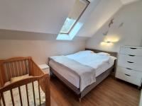 One-Bedroom Apartment with Balcony