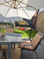 Hygge Home - mit Garten und Stellplatz für Feriengäste-, Monteure / Netflix / 10 min. zur Sinsheim Therme und zur Autobahn - Chambres d'hôtes Sinsheim
