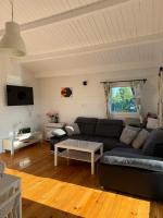 Domek z widokiem na jezioro - B&B Szkotowo