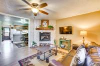 Hike, Bike and Ski Red River Condo with Spa Access - Ferienwohnung Red River