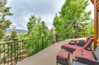 Secluded Angel Fire Retreat Deck and Stunning View! - B&B Angel Fire