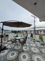 Compostela Guest Room #1 Terrace, Rooftop, Netflix, WiFi - B&B Compostela