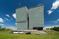 Colorful Apartment Rataje Poznań with Parking and Air Conditioning by Noclegi Renters - B&B Posnania