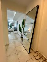 Prime Marina Location Stylish Apartment in Princess Tower - B&B Dubai