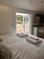 Cwtch Glanmordy by Aberporth Beach Holidays - B&B Aberporth