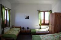 Habitación Triple con balcón