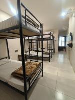 Dormitorio Misto con 6 Posti Letto