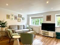 Delightful 2 bed detached bungalow Cotswolds edge - B&B North Leigh