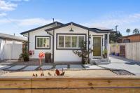 Renovated 3BR House with Heated Pool and Backyard Oasis - B&B San Diego