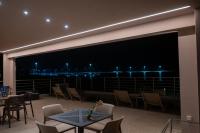 TSABAS BEACH SIDE APARTMENTS ΤΣΑΜΠΑΣ Παραλιακά διαμερίσματα 3 - B&B Kyllíni