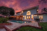 Luxury Villa - Waterfront 5BR with kayaks - B&B Tampa
