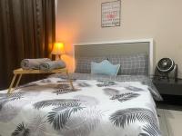 LSB - Liberty Arc Studio 靠近市中心 10 分钟和齐全设备民宿 - B&B Batu Empat