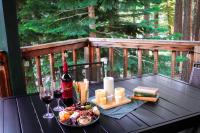 Cherry Hills Cabin - Sleeps 6 No Pets Family Fun - Bed and Breakfast South Lake Tahoe