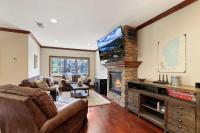 Tahoe Woods Villa - Walk to Beach and Gondola - Heavenly Ski - Chambres d’hôtes South Lake Tahoe