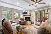 Family Fun Getaway - 3 Story Condo - B&B Zephyr Cove