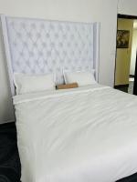 Madivas Self Catering Guesthouse - B&B Rundu