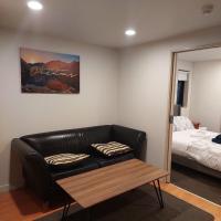 Steps from downtown! - Ferienwohnung Auckland