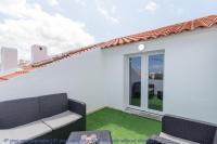 Two-Bedroom Apartment with Terrace and Sea View