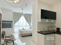 Studio Apartment with One Double Bed