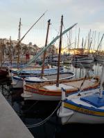 T2 350m mer rez de jardin terrasse parking privé - B&B Sanary-sur-Mer