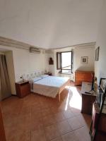 Dimora Fenni - Appartamento elegante nel cuore di Monte Isola con Wi-Fi e aria condizionata - B&B Monte Isola