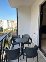Modern Apartment by Klaudia - Bed and Breakfast Sarandë