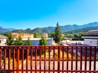 Vall de Lord, terraza con vistas a la montaña - B&B Sant Llorenç de Morunys