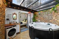 The Wollemi Smart Palace - Bed and Breakfast Katoomba