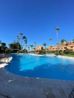 SuperHosts Playa vistas al mar - B&B Estepona