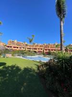 SuperHosts Playa vistas al mar - B&B Estepona