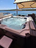 Apartmani More Luxury apartment with whirpool and terace 50 m2 - B&B