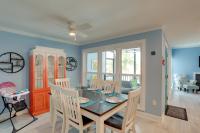 Sip, Sunbathe and Relax Poolside Madeira Beach Gem! - B&B St. Pete Beach