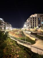 Modern 4BR Garden Apt with Park View next to Caesarea - Chambres d’hôtes Or Akiva