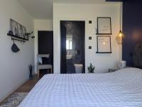 Up Shed - Modern Countryside King-size Ensuite With Own Access - B&B Bradworthy
